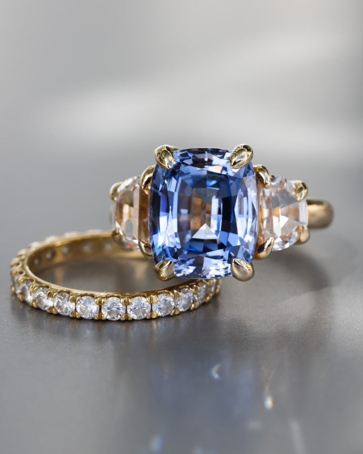 Blue Sapphire Victoire Ring