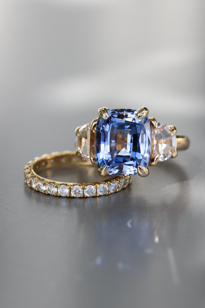 Blue Sapphire Victoire Ring